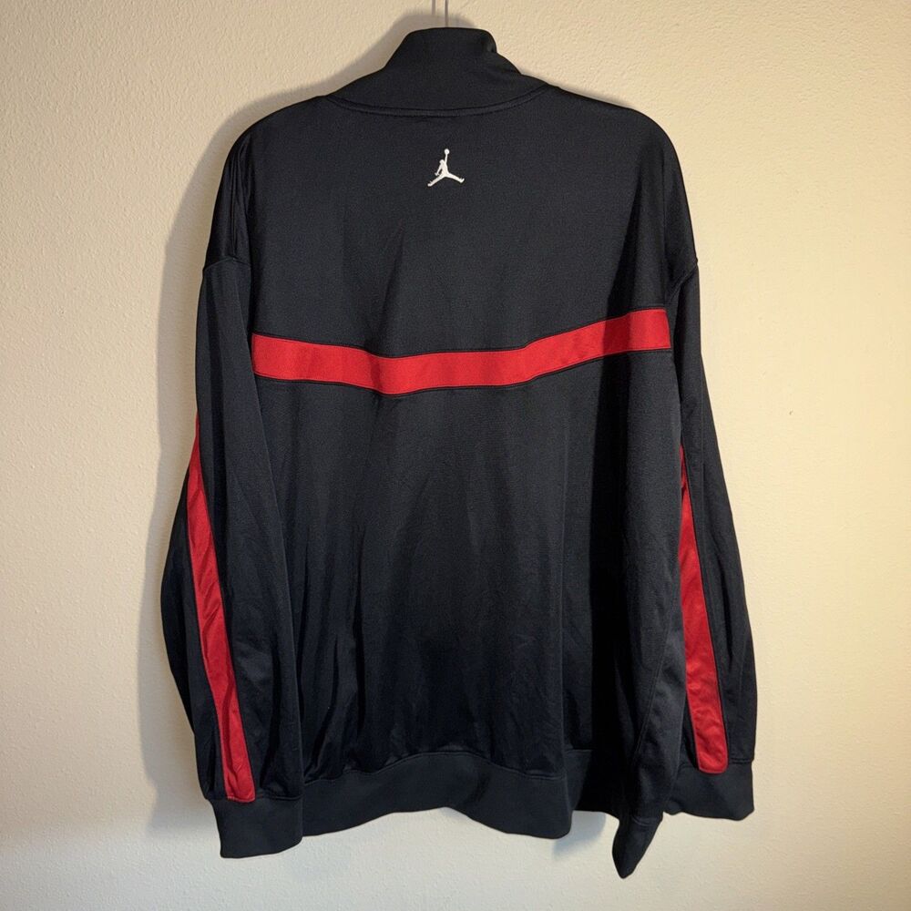 Nike Dri-Fit Men’s Full Zip Sweatshirt Black/Red - Picture 3 of 6